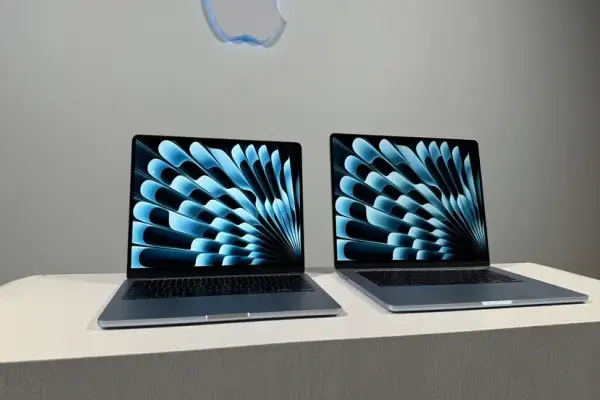 MacBook Air M4 có hiện tượng “cores hiệu năng” không hoạt động — có đáng lo?